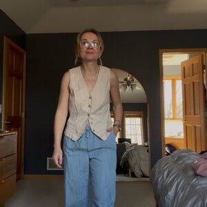 Evereve Beige Button-Front Linen Vest